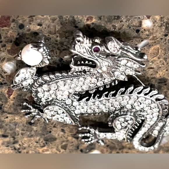 Silver Dragon Brooch with Rhinestones FRANKLIN MINT - Picture 8 of 15